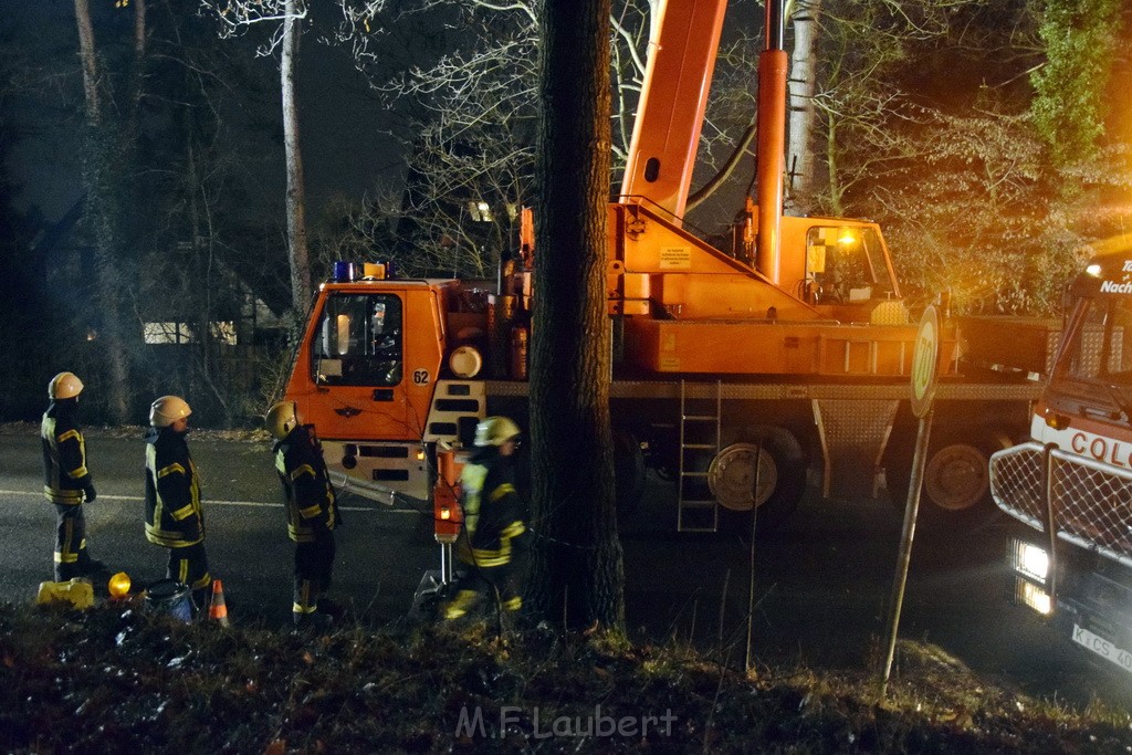 Container LKW umgestuerzt Koeln Brueck Bruecker- Dellbruecker Mauspfad P421.JPG - Miklos Laubert